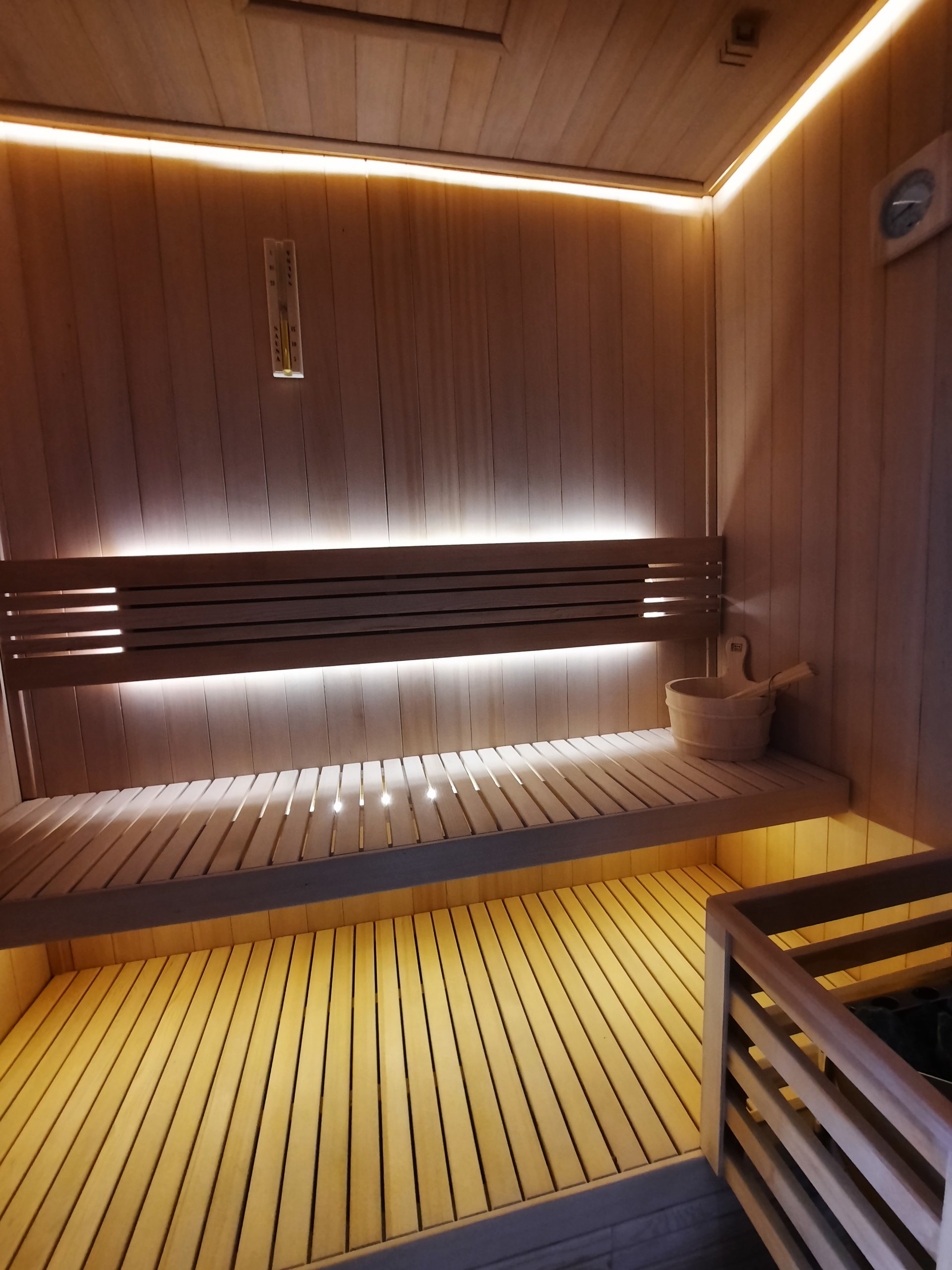 Dự Án Thi Công Cụm Phòng Xông Hơi Biệt Thự Cao Cấp Tại Thanh Hóa | Helios Sauna 4 Bàn giao hoàn thiện cụm phòng xông hơi biệt thự Anh Hải Thanh Hóa do Helios Sauna thi công