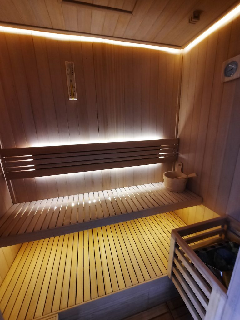 Dự Án Thi Công Cụm Phòng Xông Hơi Biệt Thự Cao Cấp Tại Thanh Hóa | Helios Sauna