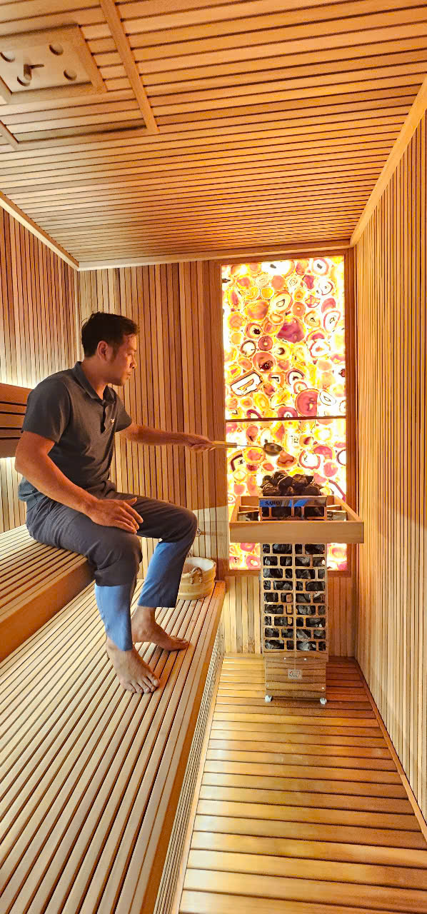 Nghiệm thu hoàn thiện tổ hợp phòng xông hơi Khách Sạn Everland Vân Đồn do Helios Sauna bàn giao